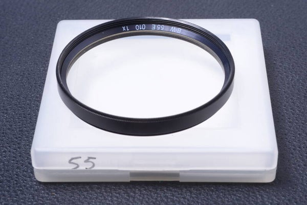 B & W SCHNEIDER UV 010 55MM FILTER GENUINE LENS OR CAMERA SCREW W/ KEEPER 26-4