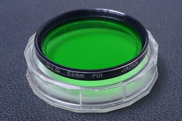 DIA GREEN P01 52MM FILTER GENUINE LENS OR CAMERA SCREW W/ KEEPER 27-1