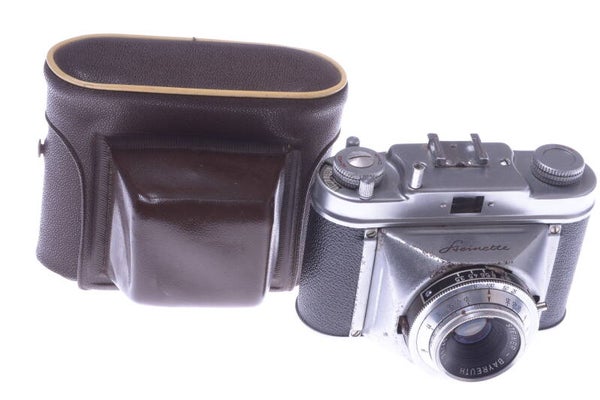 STEINER STEINETTE 35MM CAMERA IN FEET BAYREUTH 45MM 3.5 RED V LENS