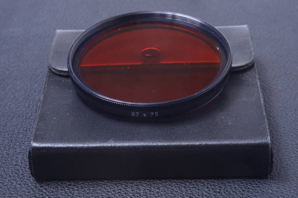 UNBRANDED RED 67MM 67X75 FILTER LENS OR CAMERA SCREW IN W/ CASE 29-2