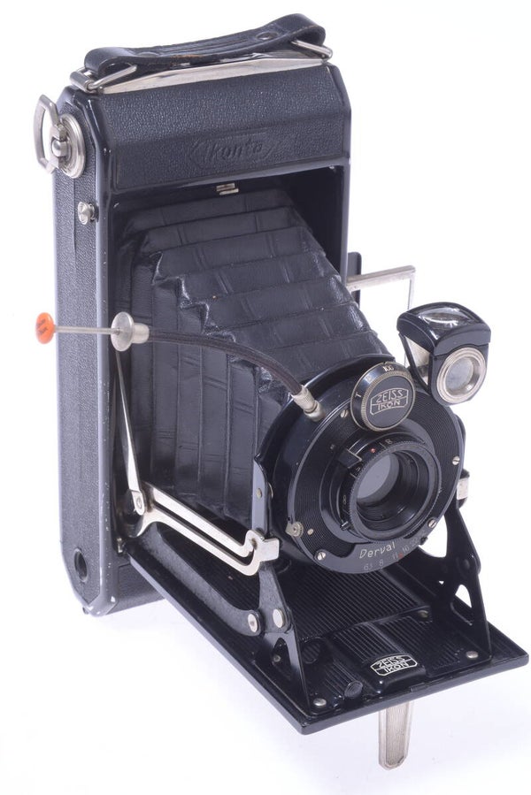 ZEISS IKONTA 520/2 CAMERA FOLDING * VERY NICE* W/ 105MM 6.3 NOVAR ANASTIG LENS