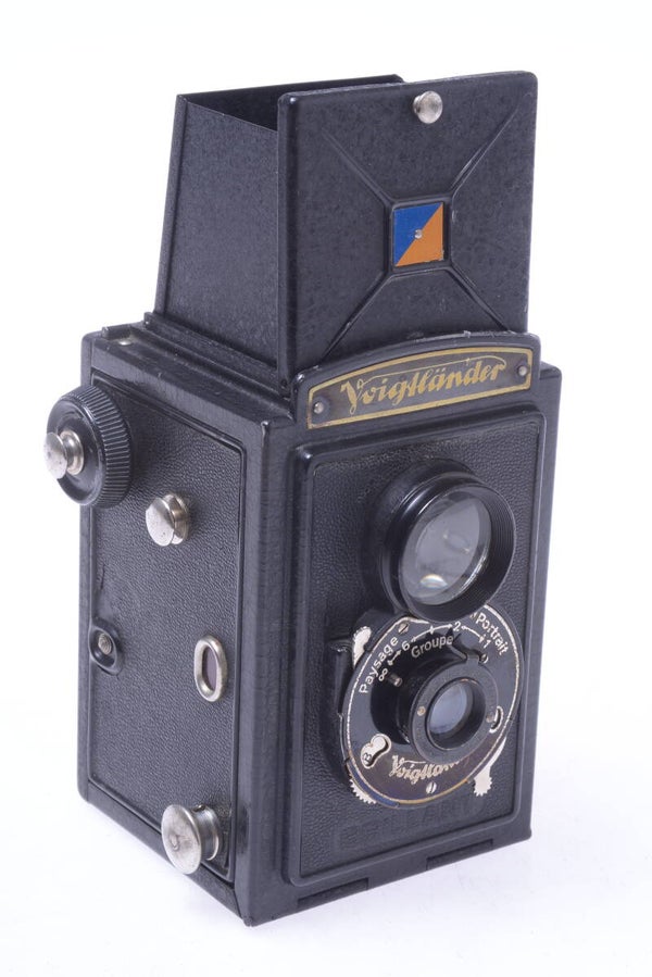 VOIGTLANDER BRILLANT '1932’ 6x6CM 120 ROLL FILM CAMERA VOIGTAR 75MM 7.7 LENS