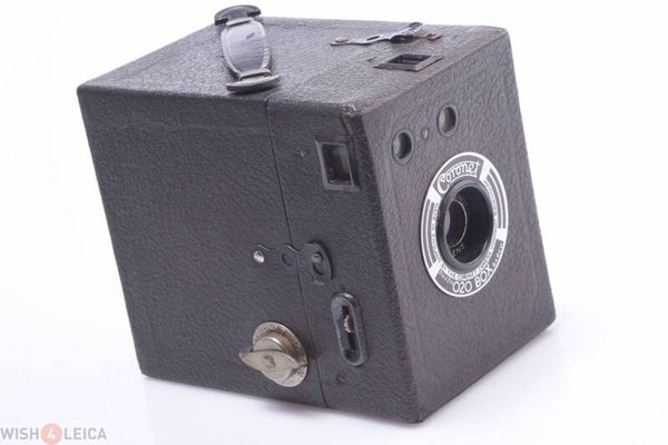 CORONET 020 DARK BROWN BOX CAMERA 120 ROLL FILM MENISCUS LENS