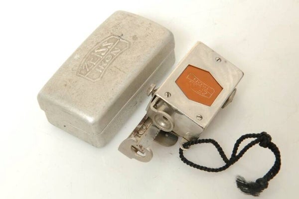 ZEISS FRAMEX & RARE IKON TYPE OF AUTOKNIPS SELF TIMER FOR EARLY LEICA RF CAMERA