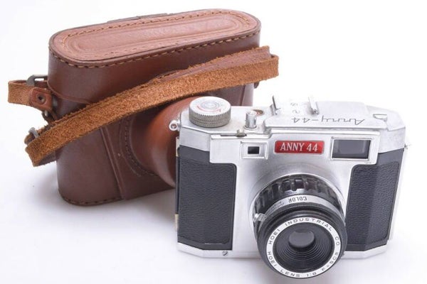HOEI ANNY 44 4X4CM CAMERA 127 ROLL FILM W/ INDUSTRIAL HOEI 5CM F/8 LENS & CASE