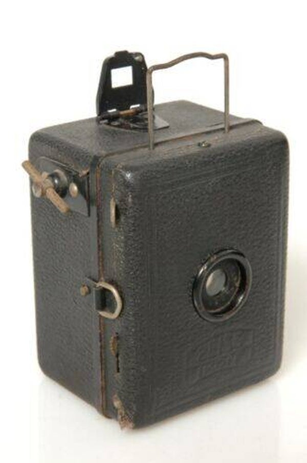 ZEISS BABY BOX CAMERA TENGOR 54/18 3X4CM FORMAT ON 127 FILM GOERZ FRONTAR LENS