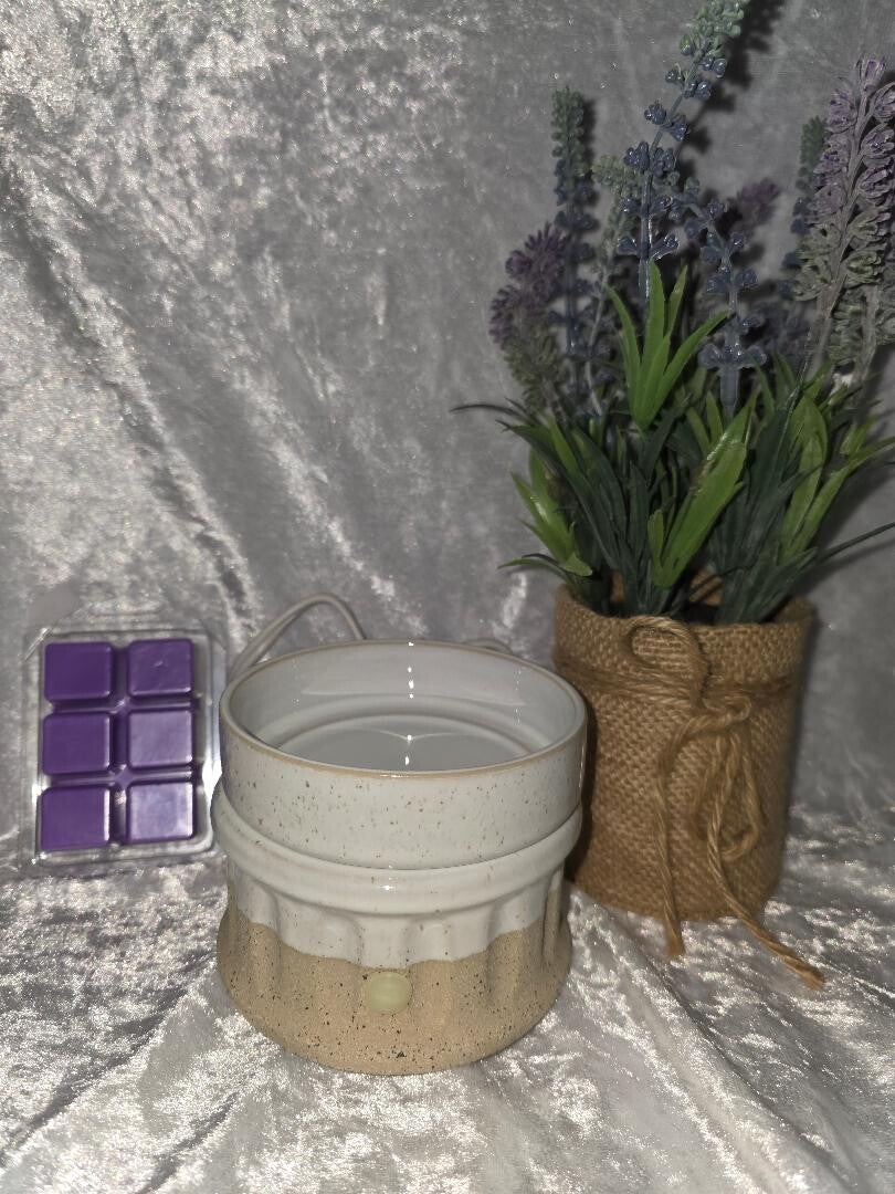 beige and sandy wax melt warmer