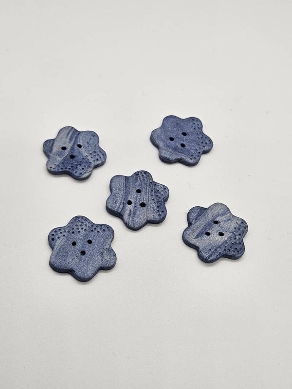 Knöpfe Blumen hellblau