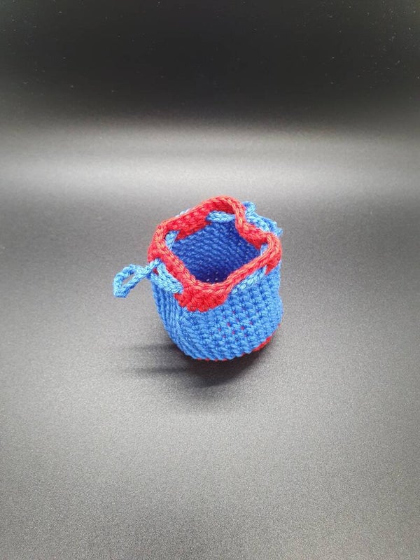 Gehäkeltes Mini-Täschli