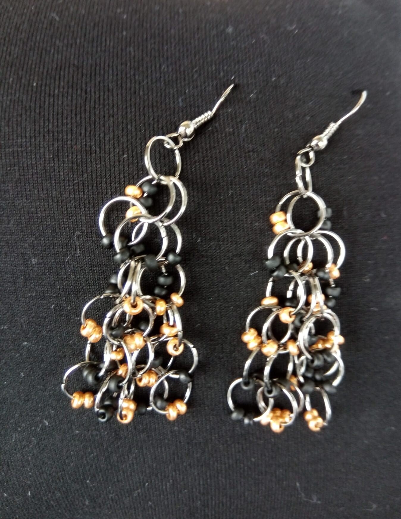 Ohrringe schwarz/gold