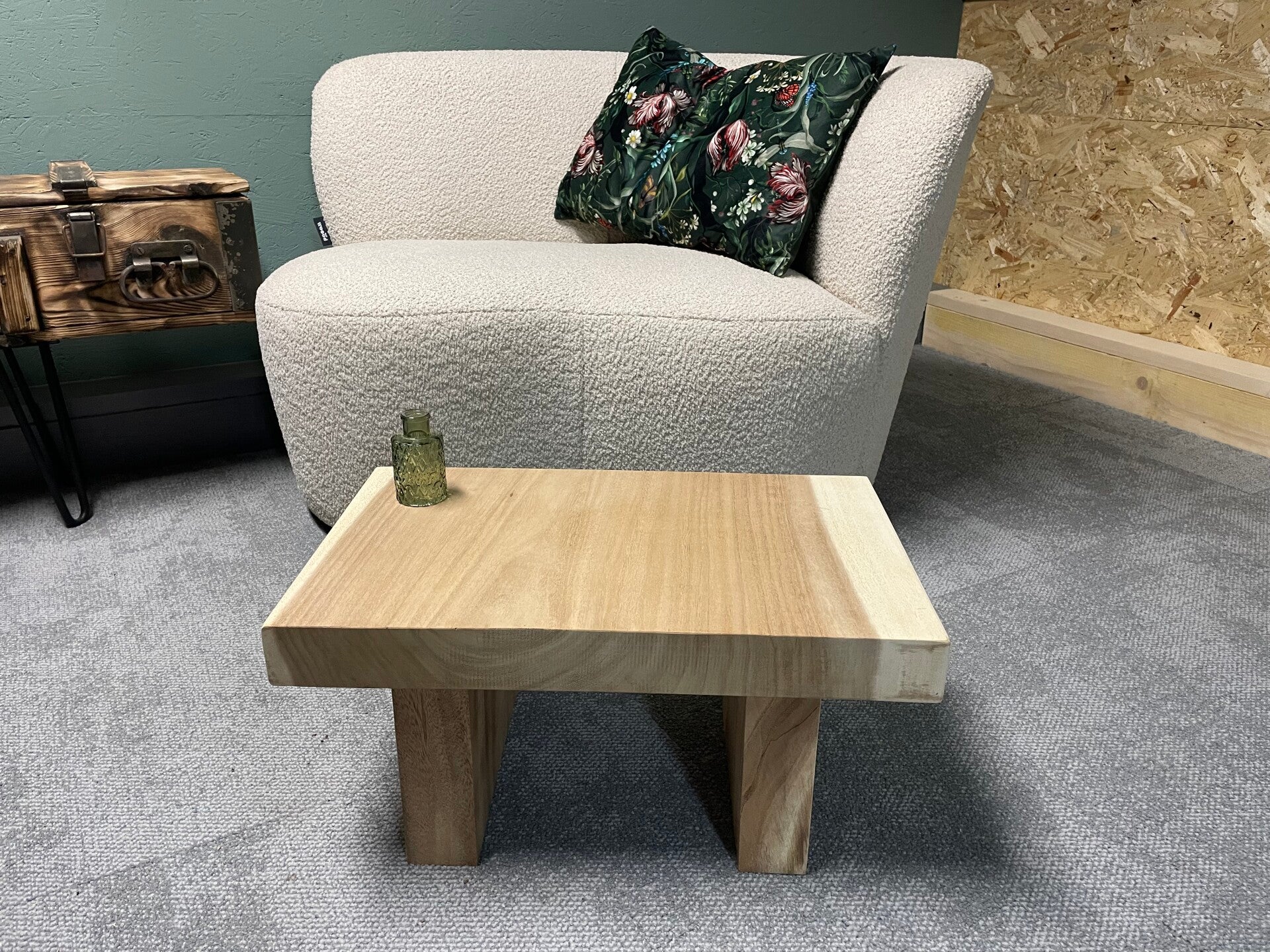 Bijzettafel 55 bij 33cm, 27cm hoog