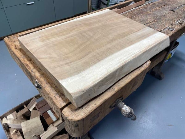 Restant Suar blad 71 bij 51cm en 6cm dik