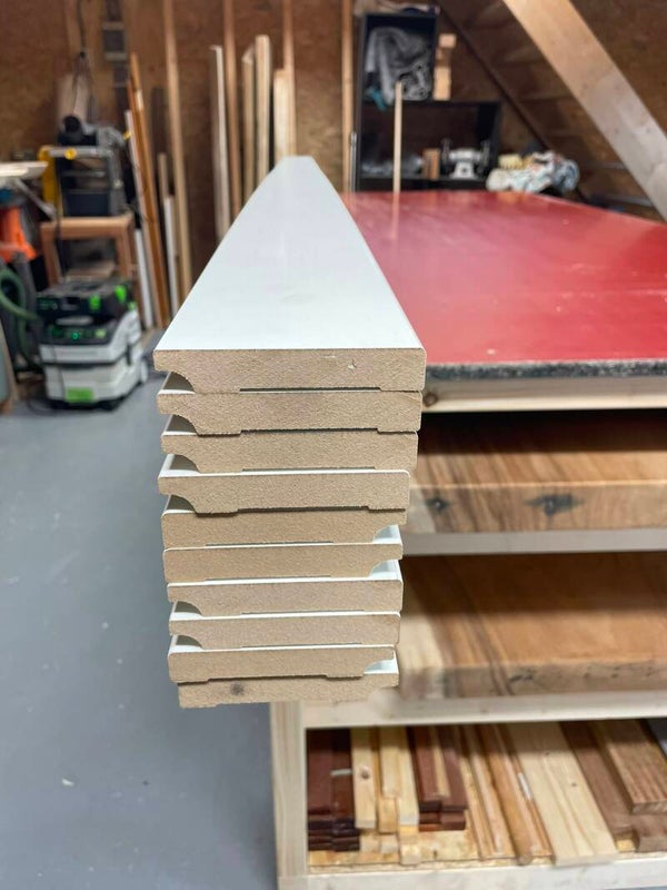 MDF Plinten wit 244cm lang 90/15 mm, prijs is bundel van 10stuks