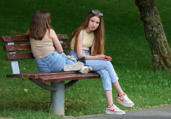 Präsentationstechniken und Selbstwerttraining für Teenager