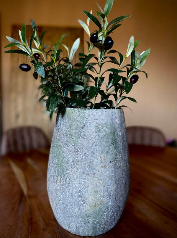 Betonnen pot | 27cm hoog & 15cm breed