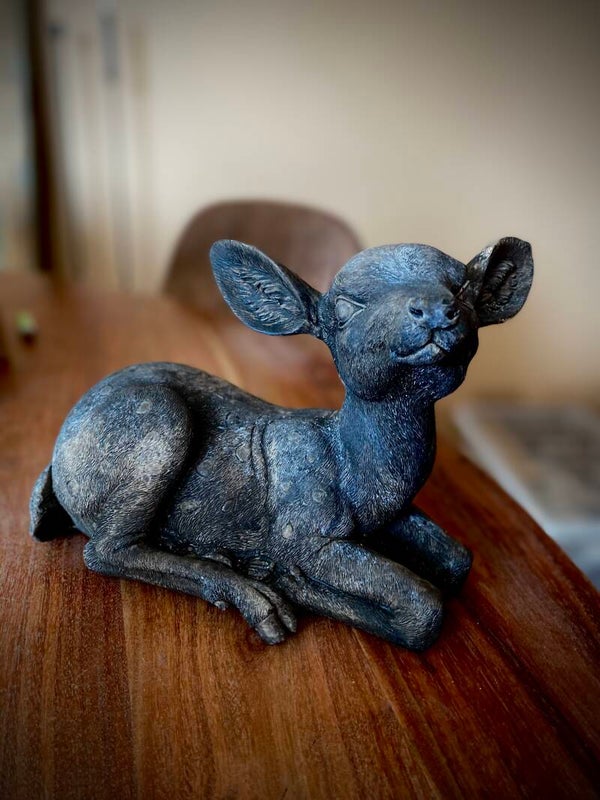 Stenen herten beeld / countryfield / 25cm x 20cm