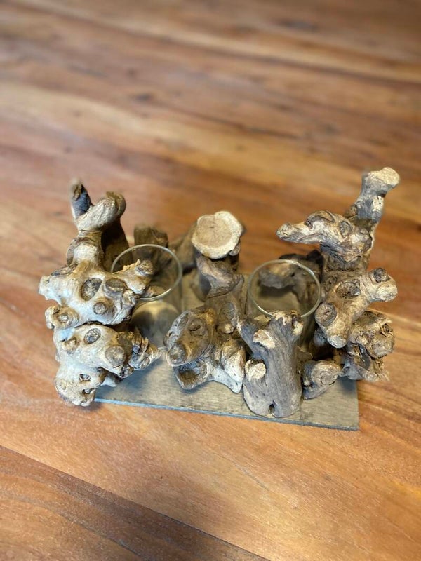 Houten ornament met 2 vaasjes