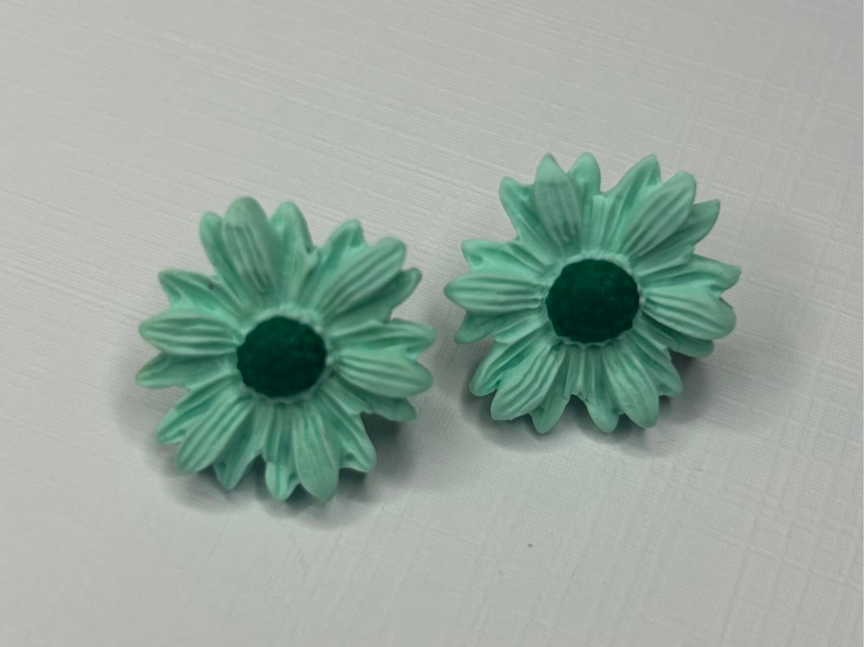 ELARA Verde Pastel