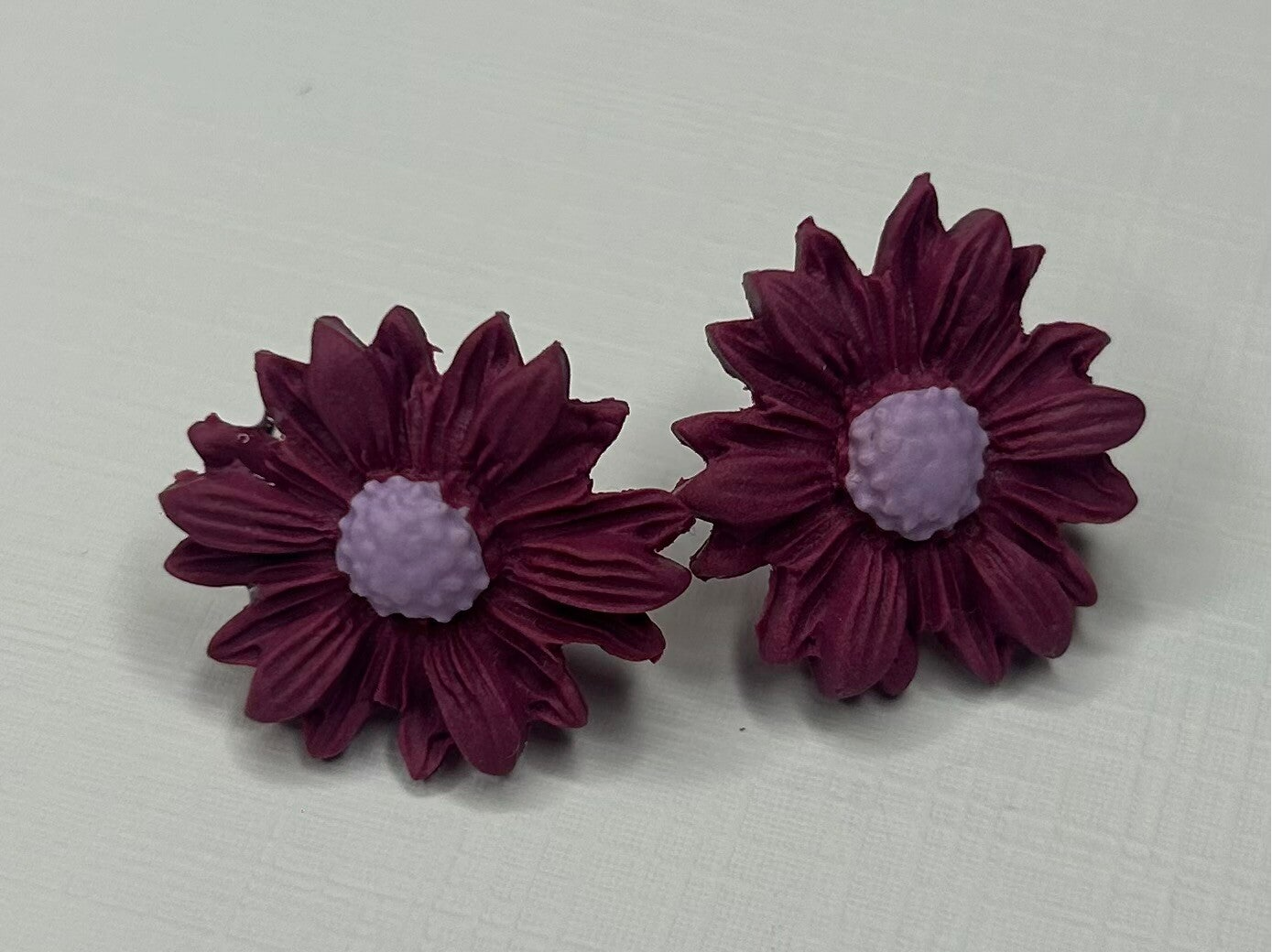 ELARA Morado
