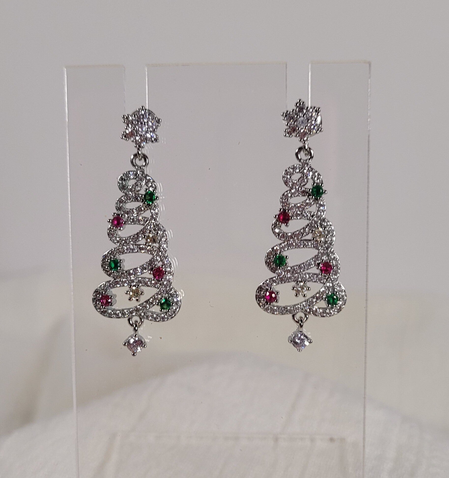 Sparkly Christmas Tree Earrings in Silvertone