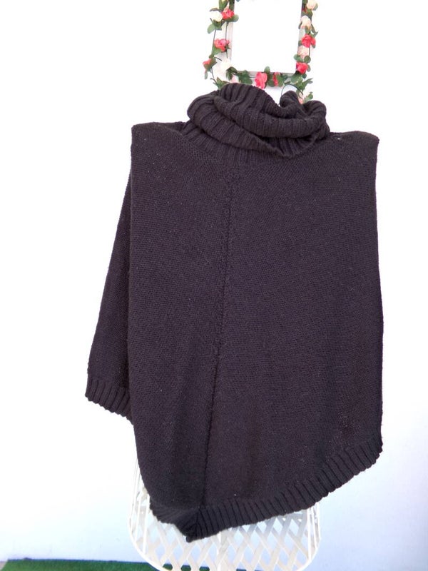 Pancho Noir Laine col montant