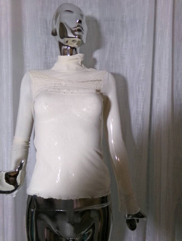 Haut charmant  manches longues en Tulle écru classe TAILLE 2