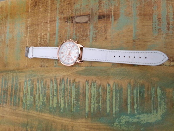 Montre bracelet changeable blanc - cadran or rose Chiffres romains