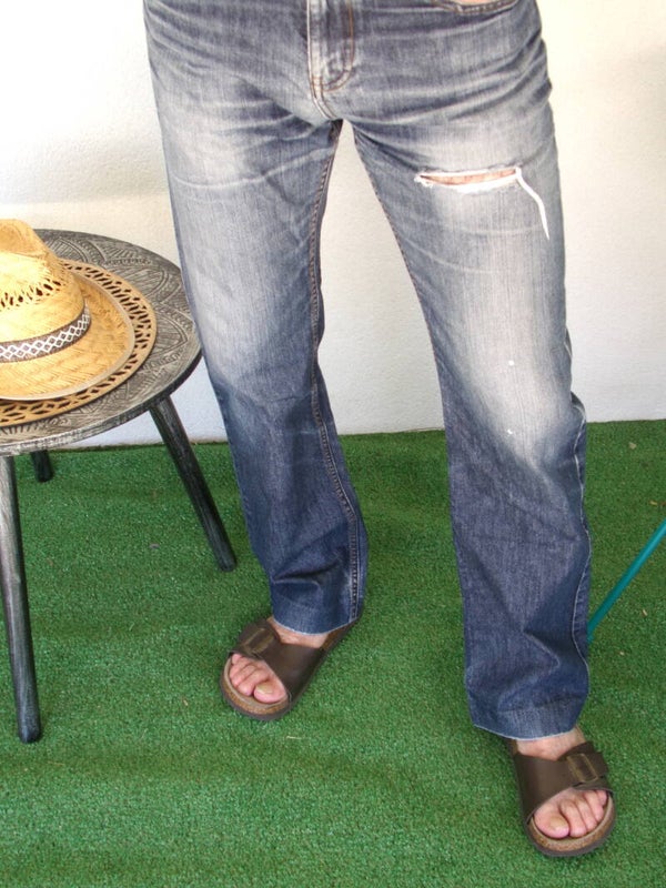 JEAN délavé bleu troué Taille 40