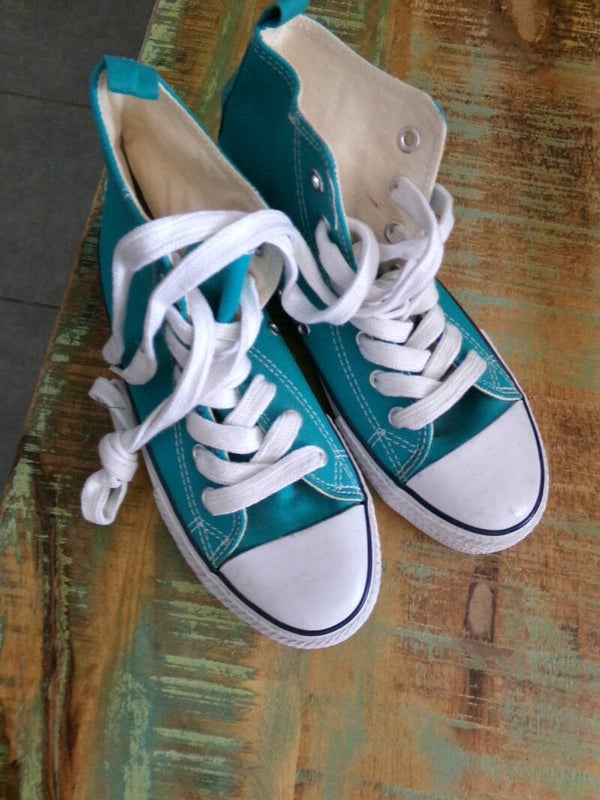 Baskets Toile Bleu Turquoise Taille 35 TEX NEUF