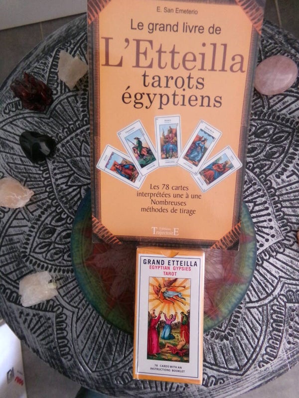 LE GRAND ETTEILLA Tarots Egyptiens E. San Emeterio LIVRE ET JEU NEUF