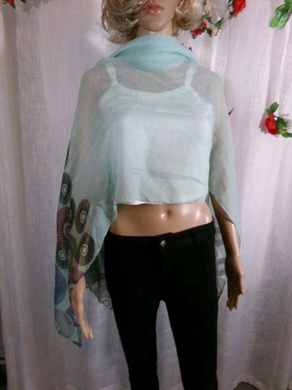 Foulard rectangle bleu turquoise, voilage de qualité, motifs magnifiques !