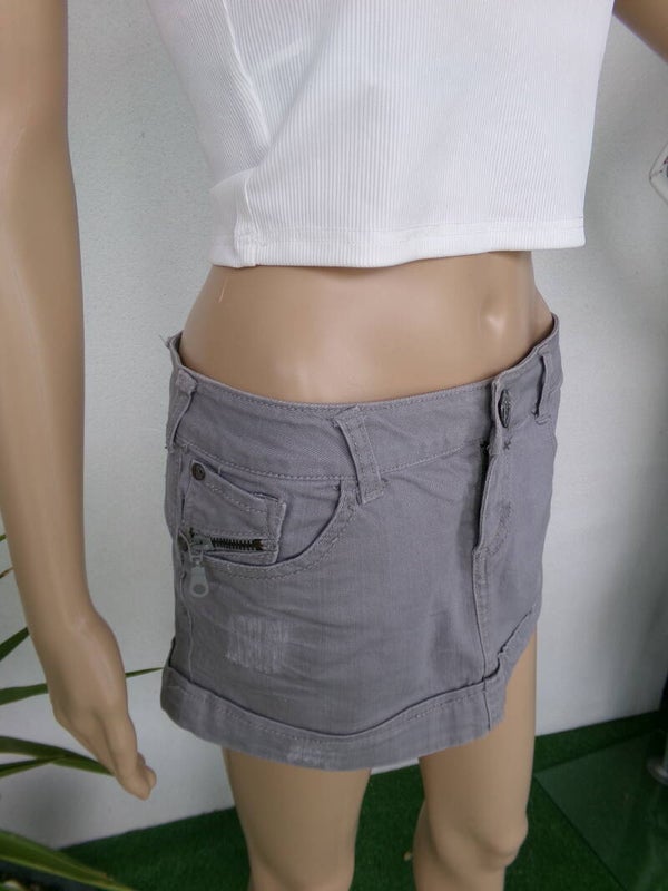 Jupe courte grise originale BERSHKA Taille 36