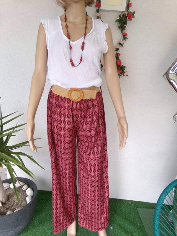 Ensemble Complet Haut Pantalon Collier et ceinture Taille Unique NEUF