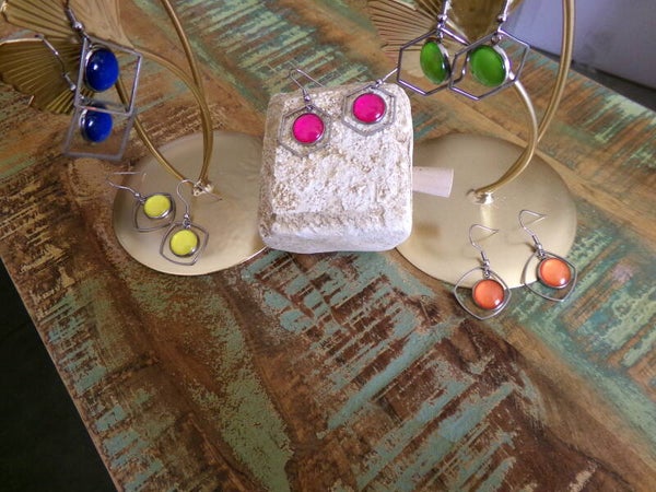 Boucles d'oreilles au Nom de la Gamme,  Couleurs d'Eté, diverses formes, diverses couleurs, Fait main - TOUT EST EN STOCK