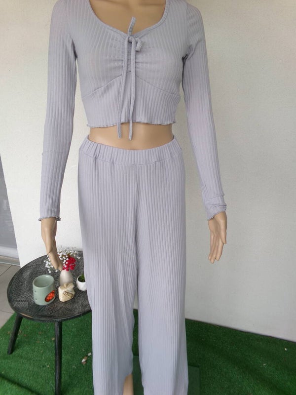Ensemble tendance Gris Haut court pantalon large PRETTYLITTLETHING Taille 36