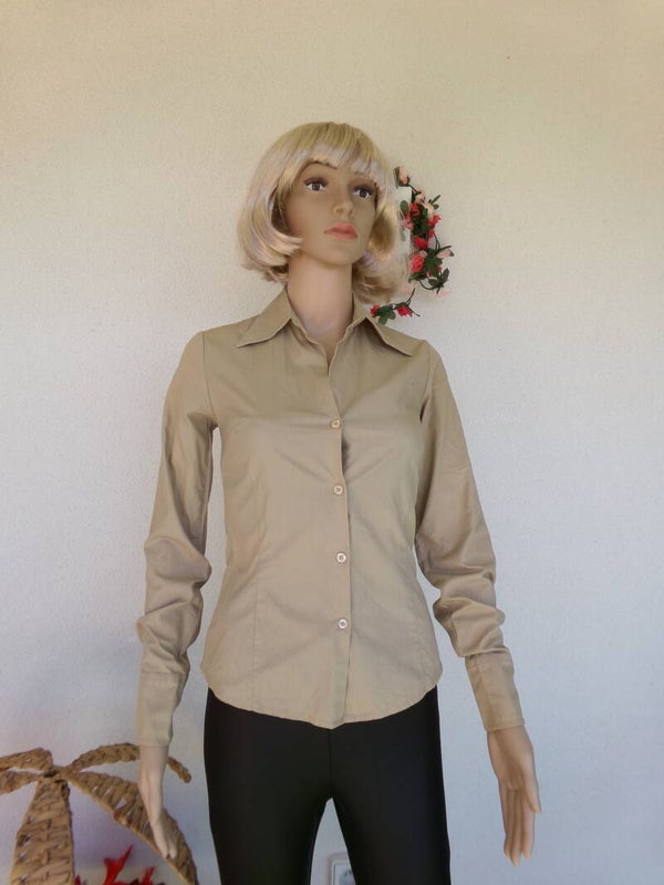 Chemise beige légère longues manches Marque JENNYFER Taille 34 Neuf sans étiquette