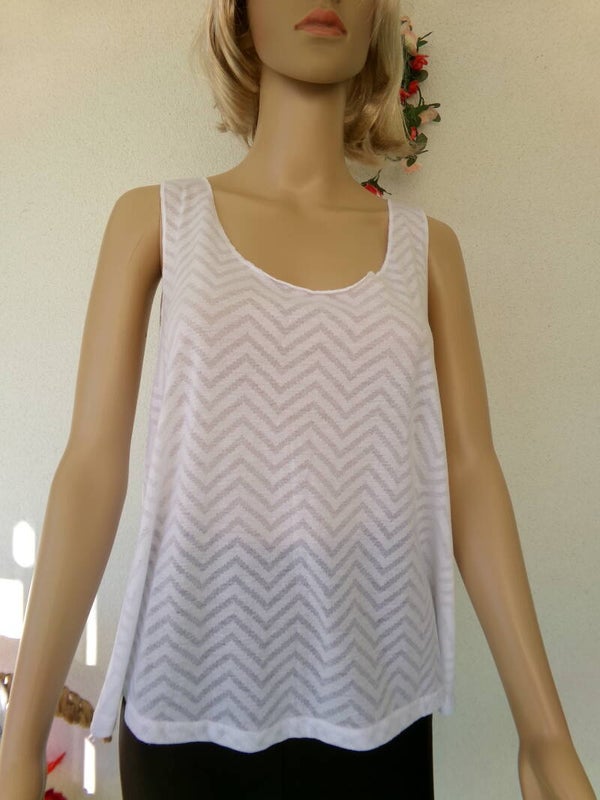 Haut court sans manche original à souhait MADE IN ITALY Taille S/M