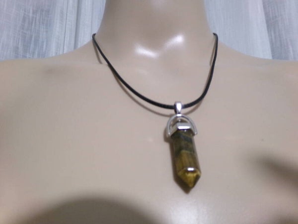 PENDENTIF POINTE 30 MM (POINTE) OEIL DU TIGRE HOMME FEMME CORDON CUIR NOIR OU CHAINE AU CHOIX