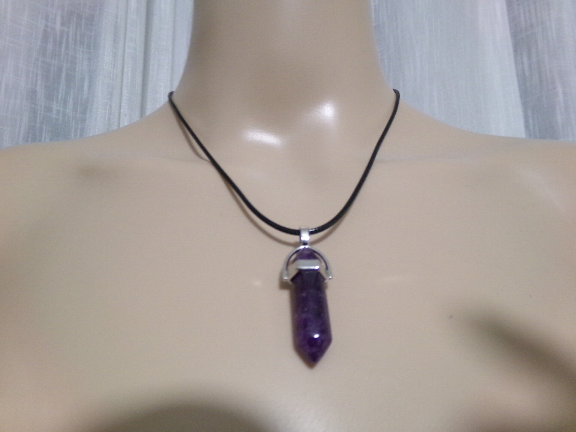 PENDENTIF POINTE 30MM (POINTE) AMETHYSTE HOMME FEMME CORDON CUIR NOIR OU CHAINE AU CHOIX