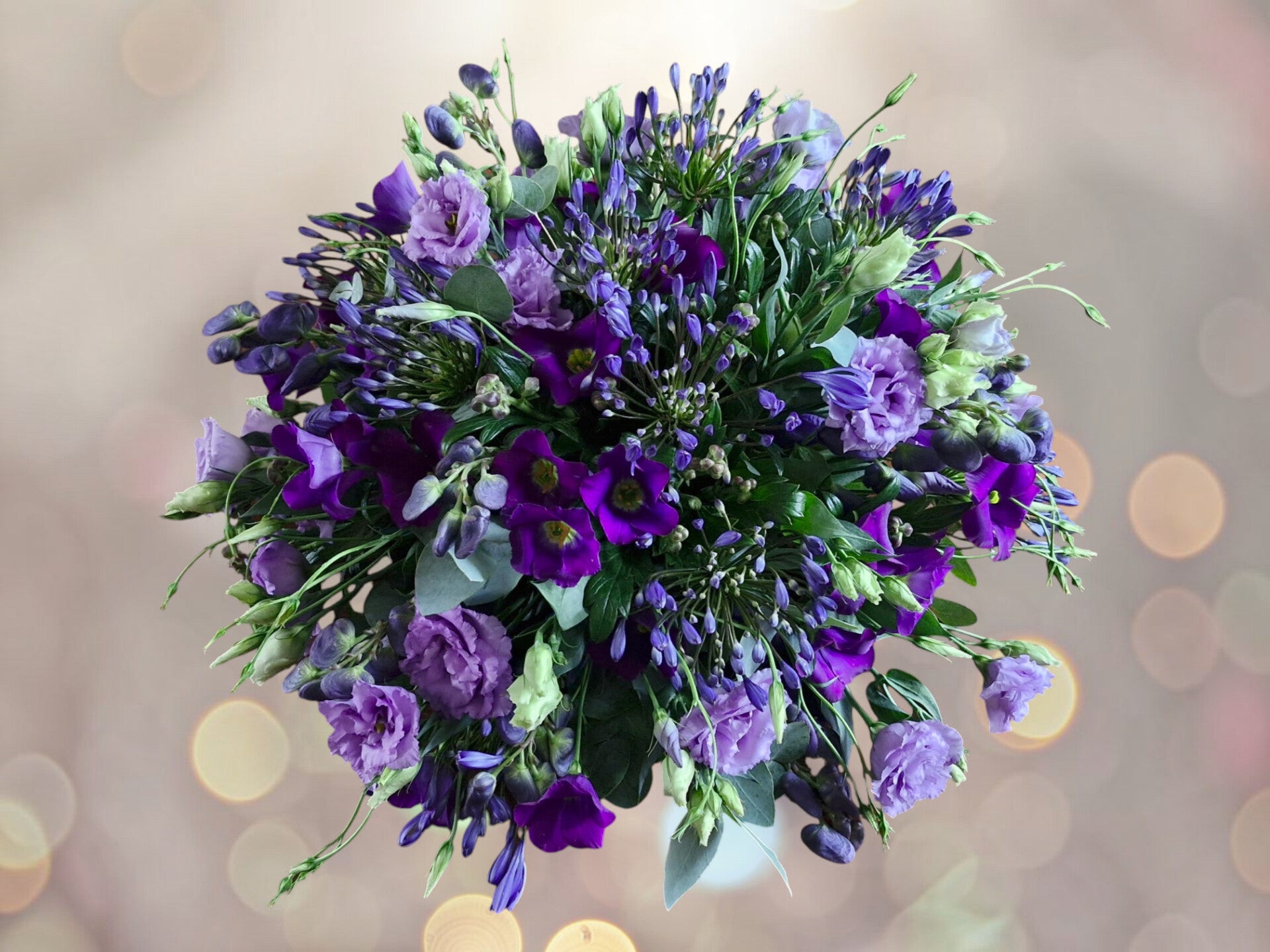 B 005 Mystieke Harmonie van Lisianthus