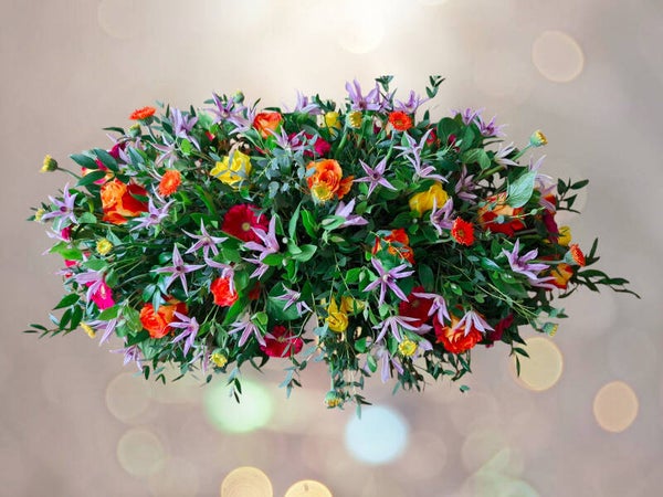 O 001 Speelse Harmonie met Clematis en Rozen