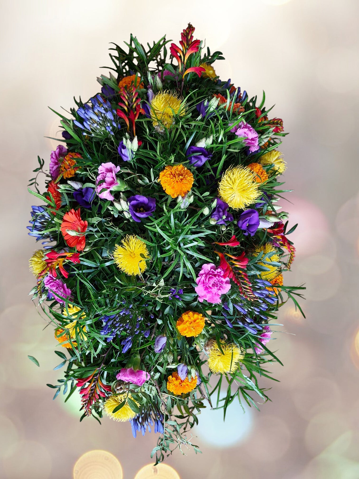 O 004 Rijke Veldelegantie met Protea en Agapanthus