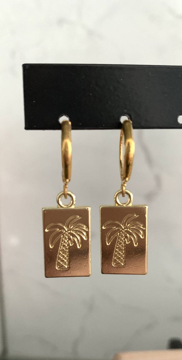 The palm tree earrings