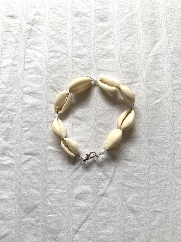 The shell bracelet
