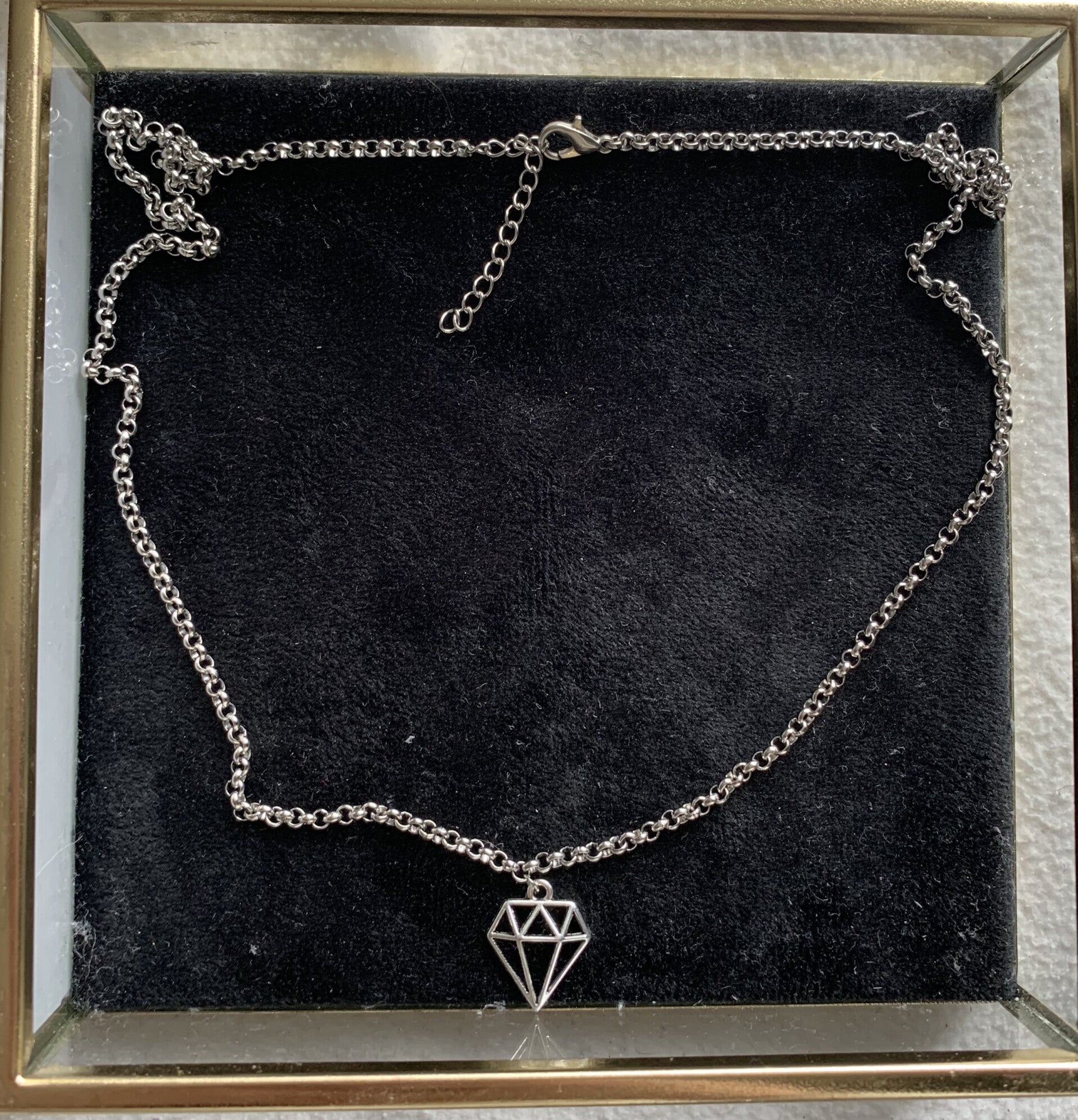 The diamond necklace