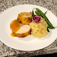 roys-entree-standard.jpg