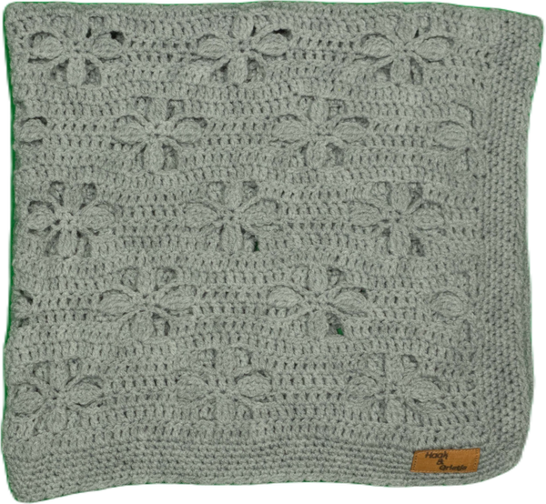 Effen dekentje, lichtgrijs in opengewerkt motief