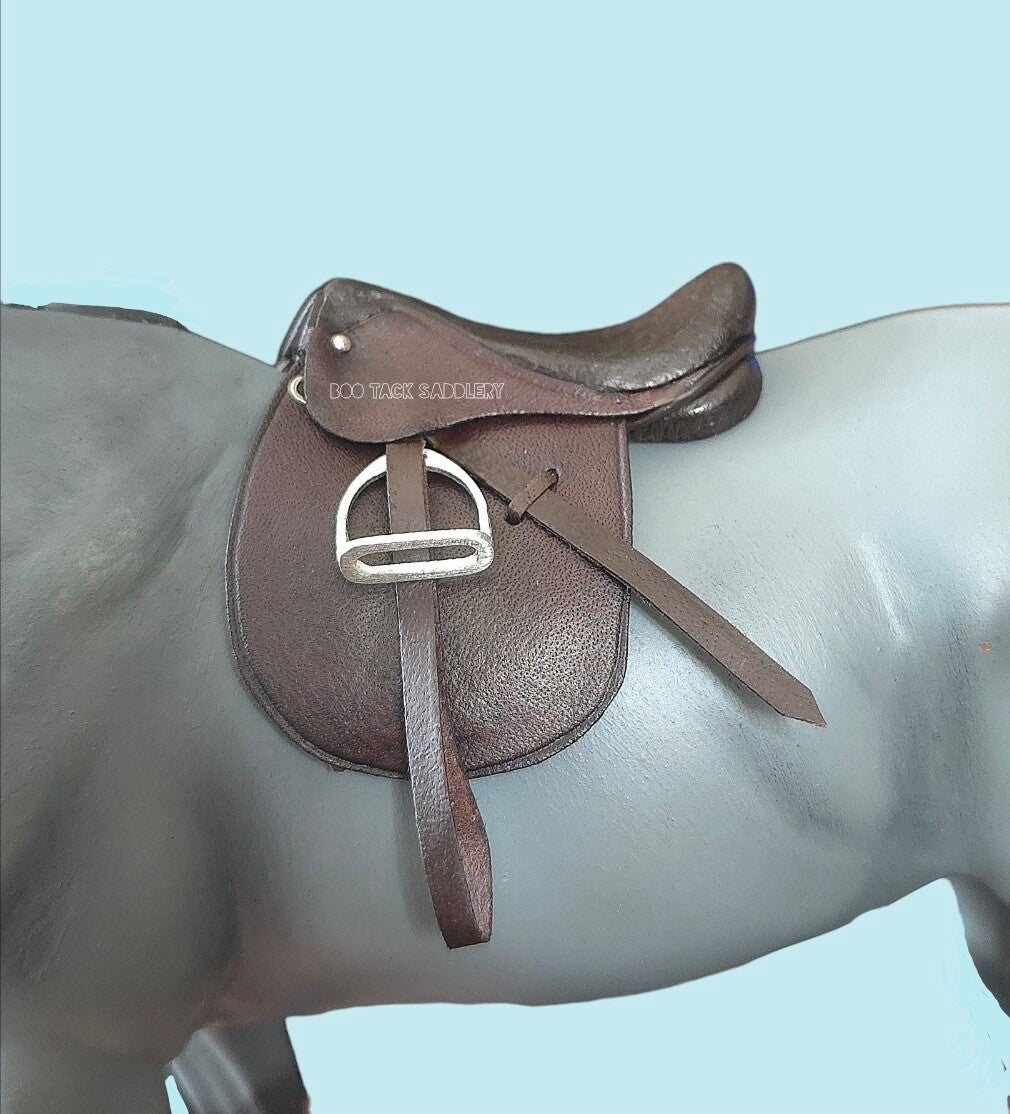 Show Saddle - Standard