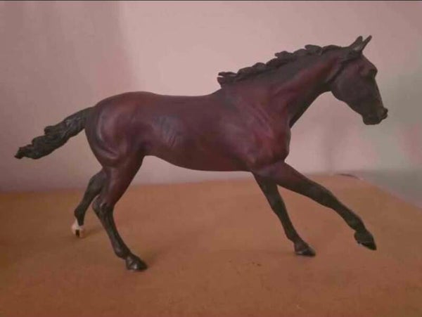 HA "Waterloo" resin Thoroughbred