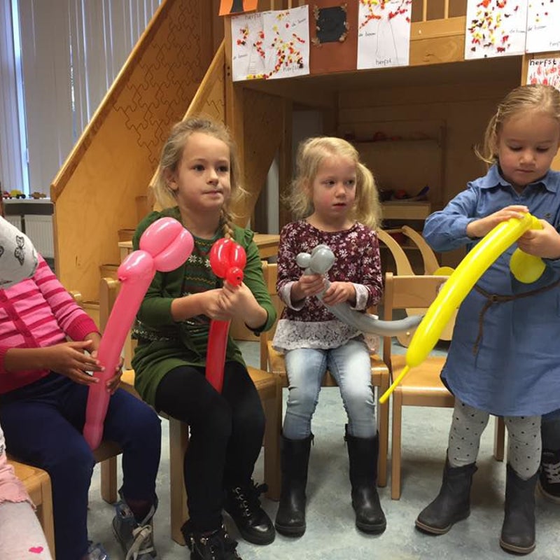 ballonnenworkshopvoorscholen2.jpg